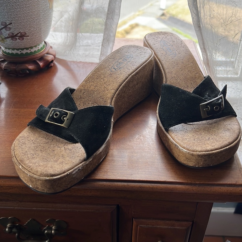 Old Navy Women Black Suede Single Strap Cork Wedge Slide Sandals Size 10